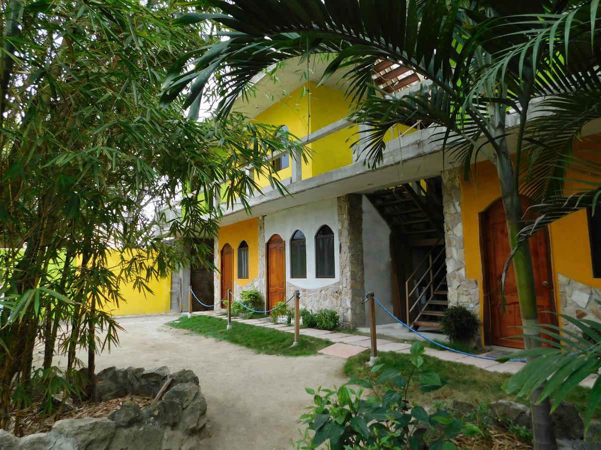 Hostal Maxima Puerto Lopez Ngoại thất bức ảnh