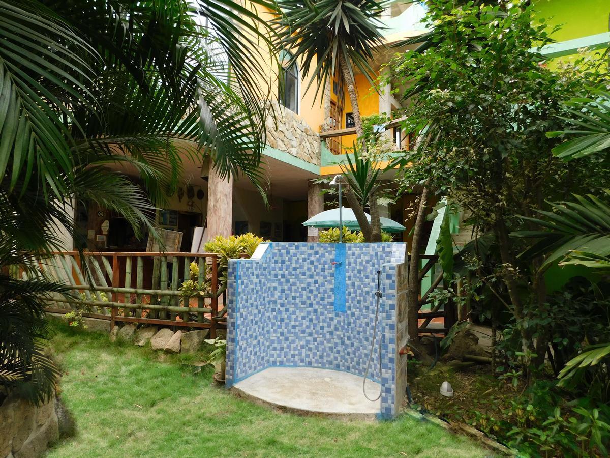 Hostal Maxima Puerto Lopez Ngoại thất bức ảnh