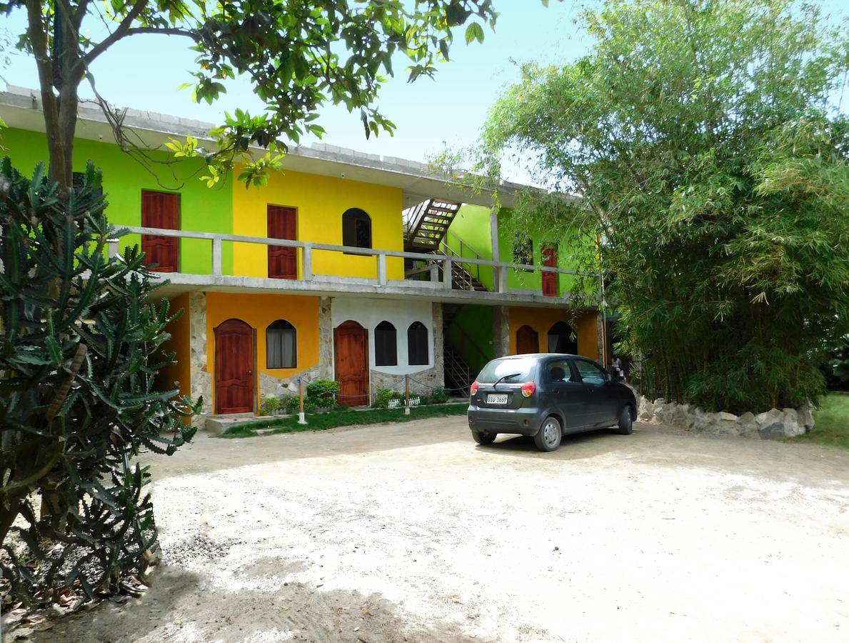 Hostal Maxima Puerto Lopez Ngoại thất bức ảnh