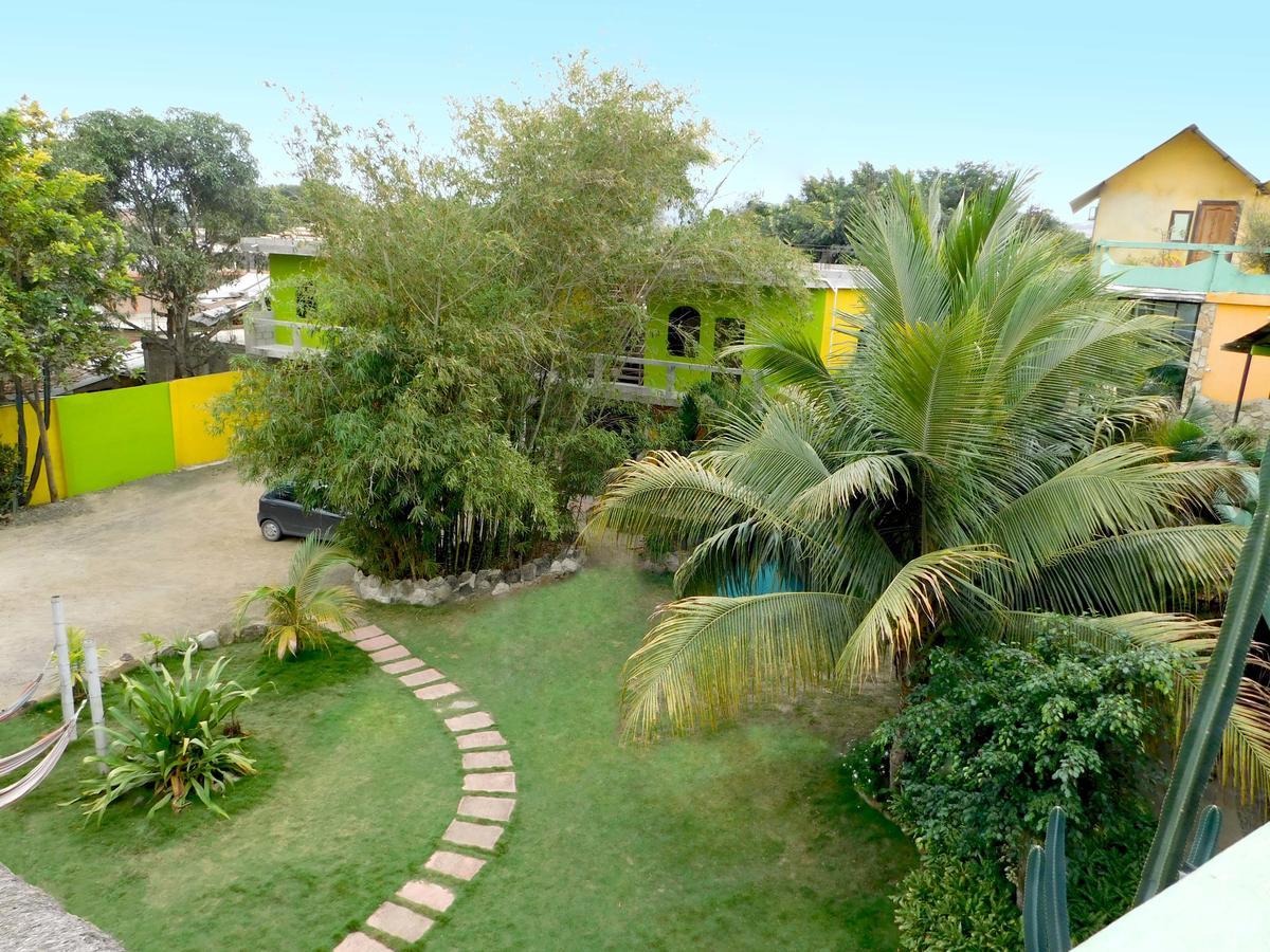 Hostal Maxima Puerto Lopez Ngoại thất bức ảnh