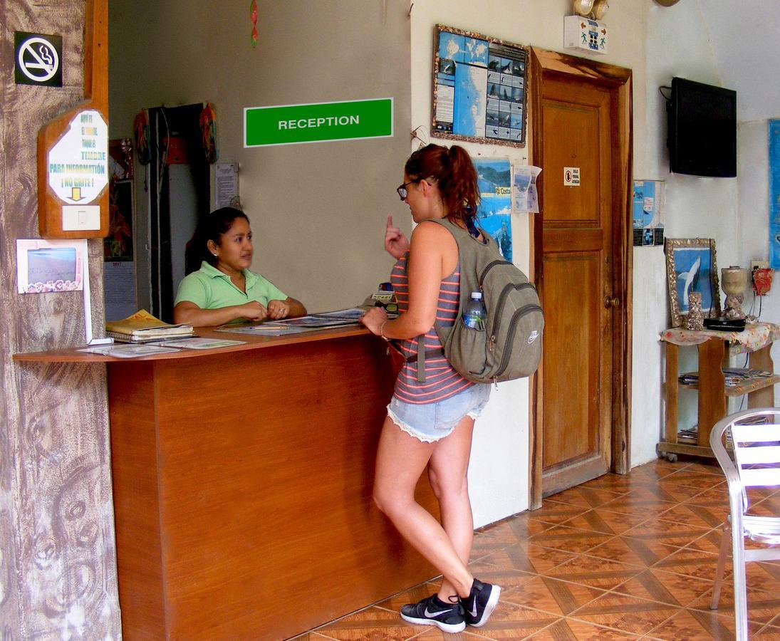 Hostal Maxima Puerto Lopez Ngoại thất bức ảnh